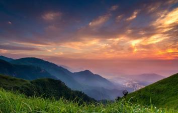 武汉出发江西3日自驾游：石溪百鸟园-泡温泉-武功山登顶3日武汉周边自驾游-游推荐