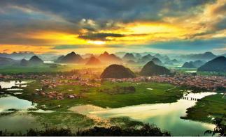 云南落地自驾9日游：落地自驾彩云之南-坝美、普者黑、元阳、版纳、抚仙湖9日休闲之旅-推荐