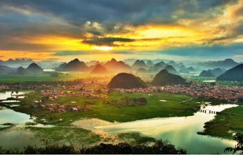 云南落地自驾9日游：落地自驾彩云之南-坝美、普者黑、元阳、版纳、抚仙湖9日休闲之旅-游推荐