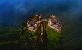 山东出发到贵州深度11日自驾游：梵净山-黄果树瀑布-大小七孔11日自驾游-推荐