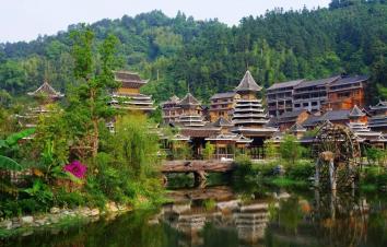 西安出发黔东南7日自驾游：肇兴侗寨-岜沙苗寨-荔波小七孔-镇远古城7日贵州之旅-游推荐