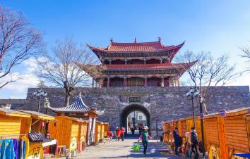 成都出发云南7日自驾：大理洱海-腾冲火山地热-瑞丽一寨两国7日自驾游-游推荐