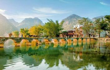 南宁集合广西5日落地自驾游：巴马长寿村-德天瀑布-三门海-百魔洞5日游-游推荐