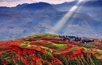 成都出发云南昆明6日自驾游：攀枝花-抚仙湖-元阳梯田6日自驾游-游推荐