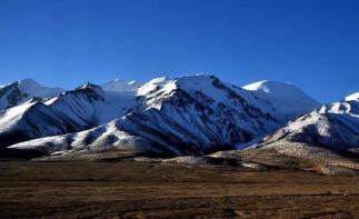 成都集合川藏线-珠峰-青藏线15日西藏自驾游：G318川藏线-珠峰-羊湖纳木错-拉萨-翡翠湖15日自-推荐