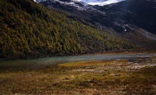 成都到稻城色达9日自驾游：新都桥-四姑娘山-稻城亚丁-色达10日川西大环线自驾游-推荐