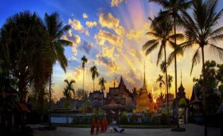 昆明集合9日云南老挝落地自驾游：野象谷-西双版纳-琅勃拉邦9日云南采茶跨境之旅-推荐