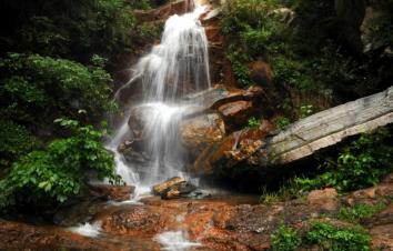 北京出发河北2日自驾游：天生桥瀑布群-恋乡太行水镇2日自驾游-游推荐