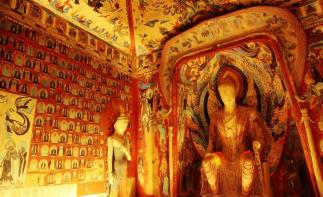 兰州集合自驾大西北8日自驾游：茶卡盐湖-柴达木盆地-张掖七彩丹霞-莫高窟8日自驾游-推荐