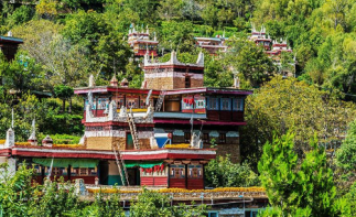 成都出发色达4日自驾游：桃坪羌寨-色达天葬台-甲居藏寨4日自驾之旅-推荐