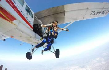 广东出发粤西4日自驾游:鹰飞跳伞基地-徜徉花仙谷-西江温泉4天罗定茂名自驾游-游推荐