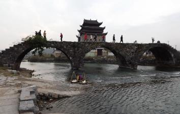 广东出发湖南江永3天自驾游：女书岛-千家峒-大泊水瀑布3日江永自驾游-游推荐