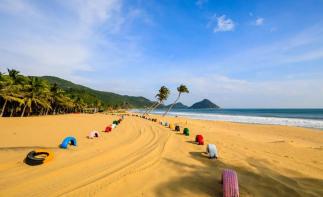 海南鱼跃海岛六天五晚环岛自驾游：石头公园-东郊椰林-呆呆岛-帆船出海-最美渔村6日海南跟队自驾-推荐