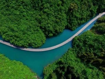 武汉周边恩施4天自驾：恩施狮子关水上公路-伍家台茶园-梭布垭石林4天自驾游