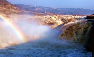 山东出发晋陕4日自驾游：壶口瀑布-雨岔大峡谷-沿黄公路-平遥古城经典4日自驾游-推荐