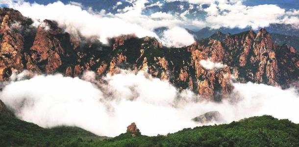 北京周边秦皇岛2日自驾游：塞北小黄山祖山-秦皇岛海滩五星酒店踏青2日自驾游自驾游