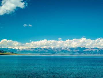 乌鲁木齐出发伊犁8日自驾游:赛里木湖-喀拉峻大草原-巴音布鲁克-葡萄沟8日自驾游