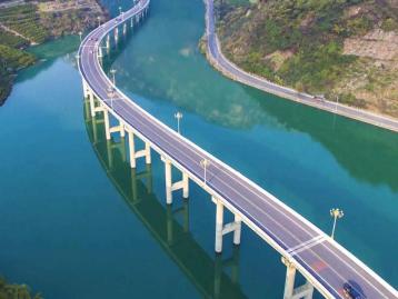 山东出发湖北6日自驾游：神农架-武当山-水上公路-丹江口6日深度自驾游