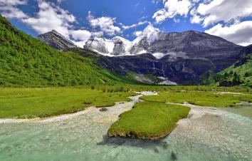 江西出发大香格里拉15日环线自驾：稻城亚丁-新都桥-梅里雪山-泸沽湖-丽江古城15日自驾游-游推荐