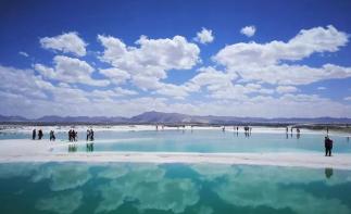 武汉出发陕甘青13日西北大环线：麦积山石窟-张掖七彩丹霞-嘉峪关-青海湖13日自驾游-推荐