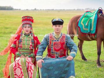 鄂尔多斯6日自驾游：库布其沙漠-鄂尔多斯大草原-阿尔寨石窟-布龙湖-康巴什6日内蒙自驾游