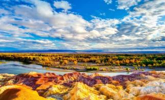 广东出发新疆26日自驾游：张掖七彩丹霞-敦煌鸣沙山-喀纳斯仙境-茶卡盐湖26日穿越甘肃/新疆自驾游-推荐