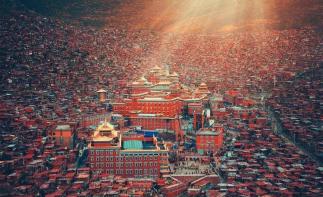 广州出发川西8日全景自驾：色达佛国-新都桥-稻城亚丁8天自驾游（含机票）-推荐