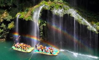 江苏出发湖南10日自驾游：恩施大峡谷-张家界网红玻璃桥-天下第一漂猛洞河漂流10日自驾游-推荐