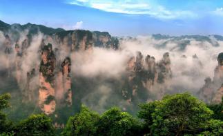 山东出发湘西7日自驾游：张家界-凤凰古城-猛洞河漂流-芙蓉镇-墨戎苗寨美景赏析7日游-推荐