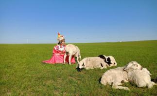 内蒙古呼伦贝尔大草原5日自驾游：莫日格勒河-满洲里-彩带河滑草-草原骑马5日落地自驾游-推荐