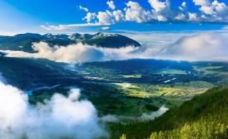 乌鲁木齐集合新疆12日落地自驾游：喀纳斯湖-禾木村-赛里木湖-巴音布鲁克-唐布拉百里画廊12日自驾游-推荐