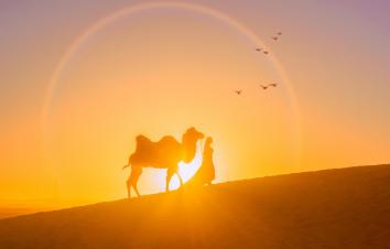 成都出发西藏16日自驾游：川藏南线-布达拉宫-羊卓雍措-张掖丹霞-鸣沙山月牙泉16日自驾游-游推荐