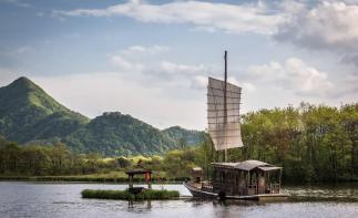 山东出发湖北9日自驾游：神农架-武当山-恩施大峡谷-狮子关美景赏析9日休闲游-推荐