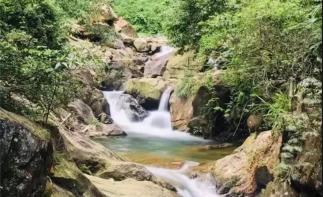 广东出发肇庆周边自驾游：西江羚羊峡-肇庆紫云谷-四会奇石河-玻璃桥-游山玩水2天自驾游-推荐