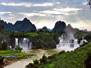 北京出发广西15日自驾游：南岳衡山-涠洲岛-明仕田园-德天瀑布15日自驾