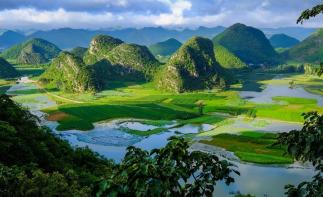 成都出发贵州云南7日自驾游：黄果树瀑布-普者黑-抚仙湖-元谋土林自驾游-推荐