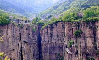 成都出发河南6日自驾游：郭亮村-王莽岭-壶口瀑布-西安6日穿越挂壁公路-推荐