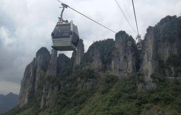 长沙出发湖北恩施4日自驾游：恩施大峡谷-土司城-女儿城-清江画廊4日自驾游-游推荐