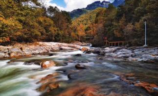 重庆出发西安秦岭5日自驾游：秦岭深处极致秋色-周至老县城全景摄影5日自驾之旅-推荐