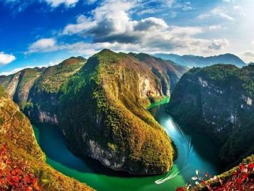 山东出发重庆湖北7日自驾游：重庆白帝城-天坑地缝-蚩尤九黎城-浦花暗河-宣恩狮子关经典美食之旅