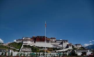 成都集合13日川进青出西藏自驾游：318川藏线-拉萨-羊湖纳木错-翡翠湖13日自驾游-推荐