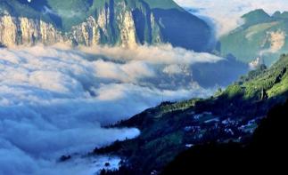 江苏出发湖北6日自驾游：恩施大峡谷-三峡大坝-荆州古城6日自驾游-推荐