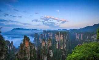 重庆出发湖南4日自驾游：走进阿凡达-穿越张家界森林公园-感受世界闻名的大峡谷玻璃桥4日自驾之旅-推荐