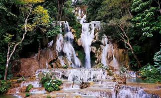 全国出发老挝7日自驾游：琅勃拉邦-万荣7日跨年自驾游-推荐