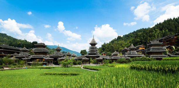 贵阳集合贵州9日自驾游：千户苗寨-镇远古城-梵净山-大小七孔-奇幻黔东南-体验最炫民族风9日自驾游-大自驾网