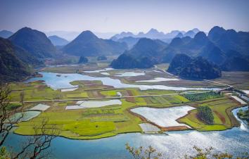 成都出发云南6日自驾游：元谋土林-抚仙湖-普者黑-罗平油菜花6日畅玩云南环线自驾游-游推荐