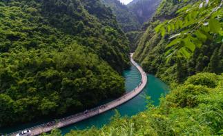 广东出发湖北9日自驾游：梵净山-芙蓉镇-狮子关-恩施大峡谷9日休闲自驾游-推荐