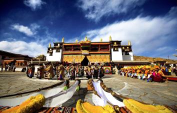 兰州集合甘南川西6日自驾游：莲宝叶则-拉卜楞寺-毛兰姆大法会6日自驾游-游推荐