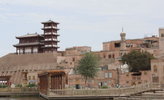 全国出发新疆12日自驾：喀什-博斯腾湖-塔里木胡杨林-帕米尔高原-温宿大峡谷12日落地自驾-推荐