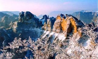 河南集合自驾5日自驾南太行：中国死海-打铁花-大槐树-平遥古城-地坑院-八路军太行纪念馆-挂壁公路5-推荐